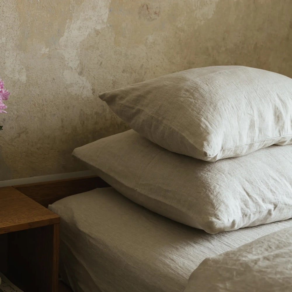 100% natural linen pillowcase, envelope closure linen pillow cover in 20x20, 26x26, 16x16 and other custom